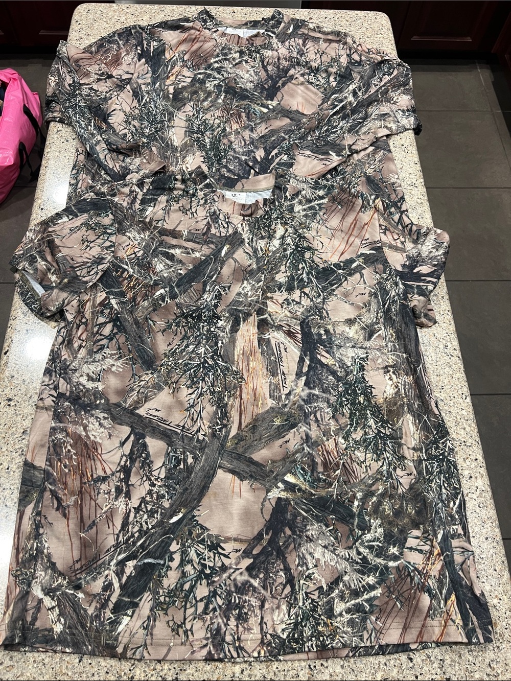 Men’s 2pc true timber lot short sleeve and long sleeve XL men’s hunting z18
